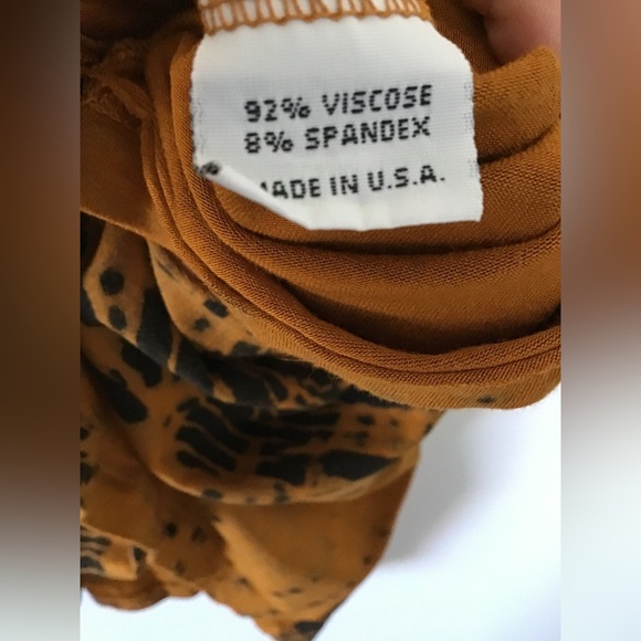 Bryn Walker Graphic Orange and Black Sleeveless Tank Top - Picture 5 of 6